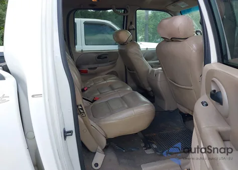 2002 Ford F-150 Lariat/Xlt from USA, damaged, VIN 1FTRW08L92KB33562